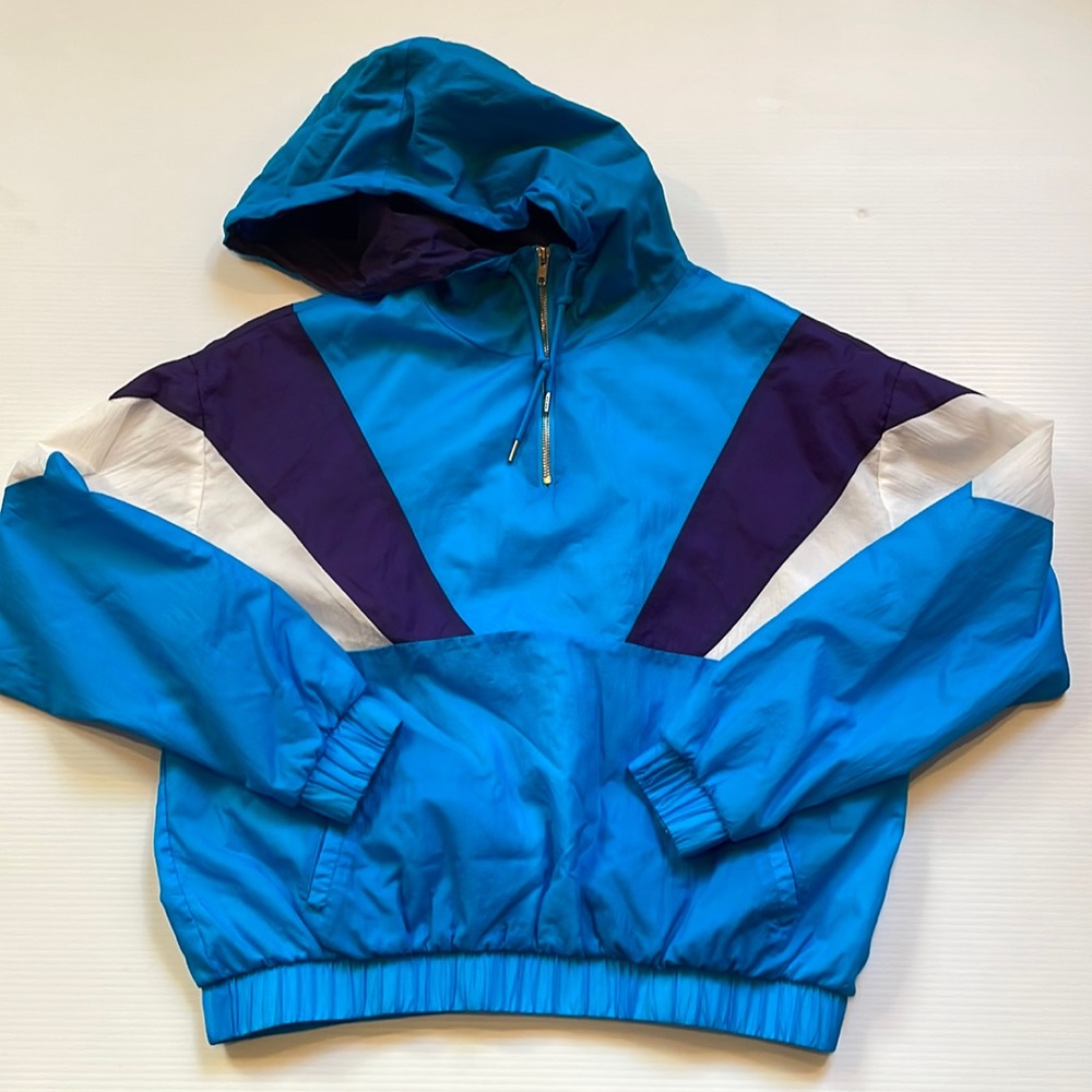 Forever 21 Y2K turquoise, purple and white color block pullover. Size medium
